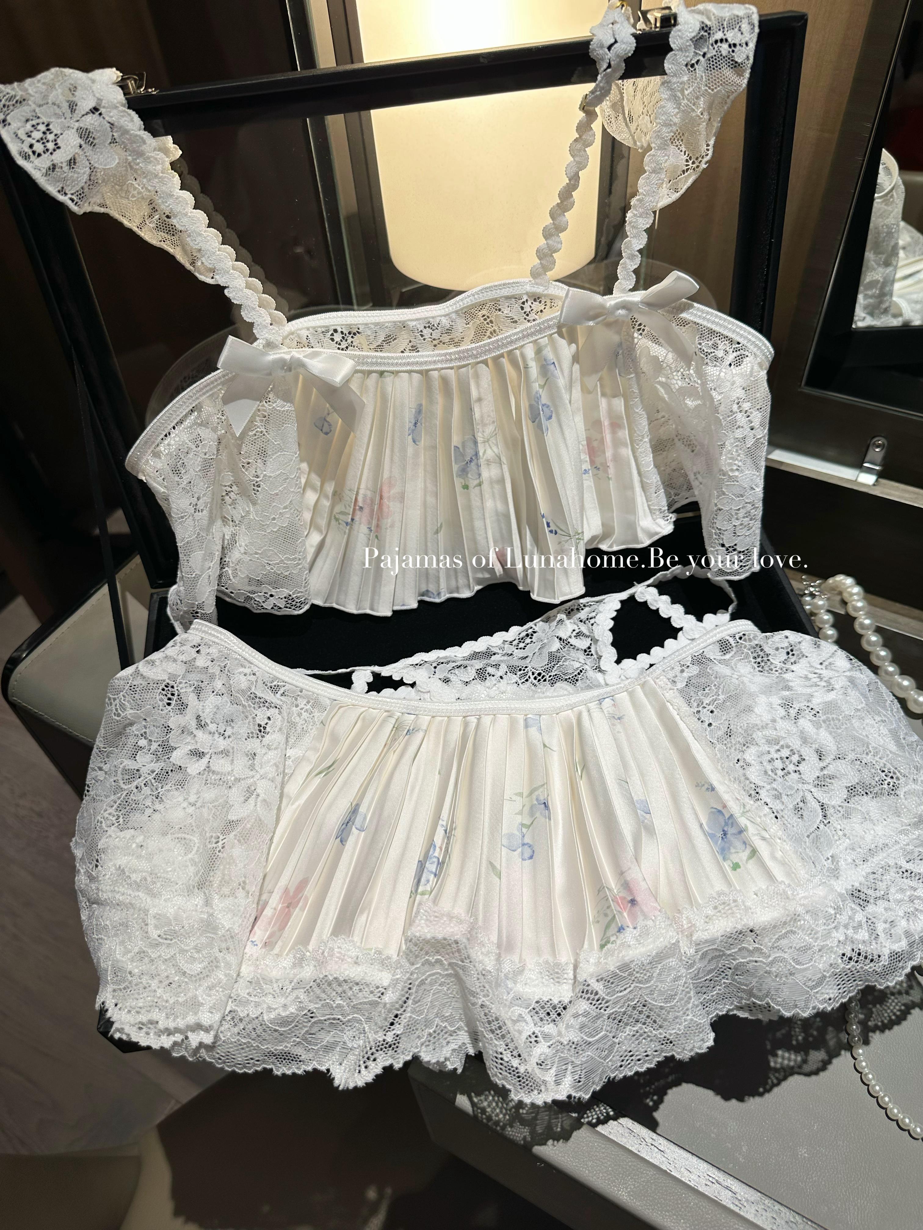 White Floral Ice Silk Pleated Lingerie Set – Crop Top + Mini Skirt + Panty with Leg Ring